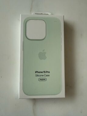 NWT: Apple iPhone 15 Pro Silicone Case - Soft Mint Packaging